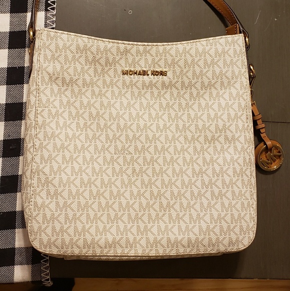 Michael Kors Jet Set Travel Large Logo Messenger - Picture 1 of 5